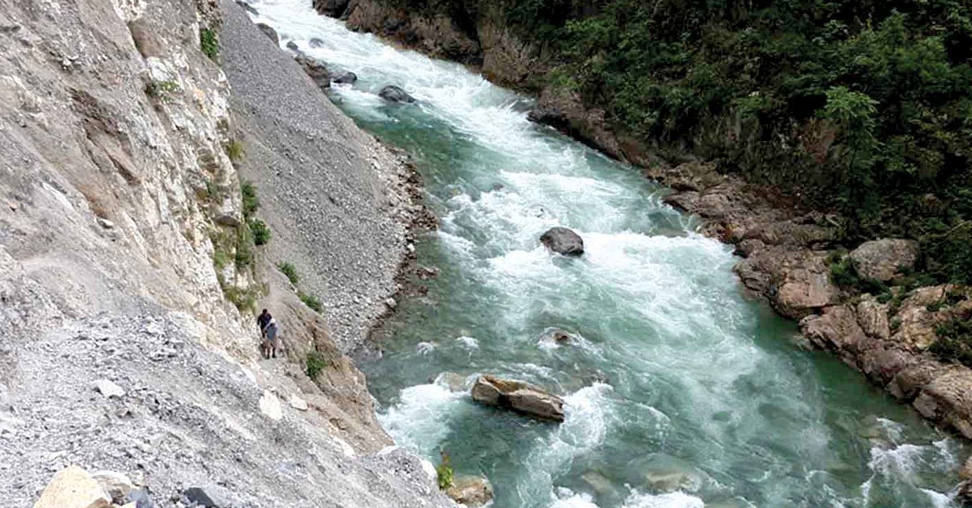 नलगाडको डीपीआर नै ढिला भएपछि ताते कर्णालीका ऊर्जामन्त्री, तीन महिनाभित्र सक्न निर्देशन