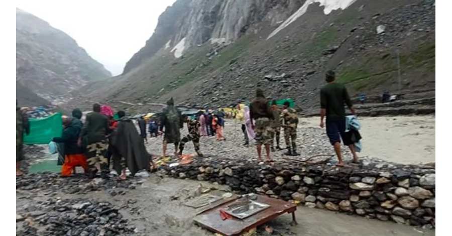 अमरनाथमा बादल फाट्दा १६ जनाको मृत्यु, ४० बेपत्ता