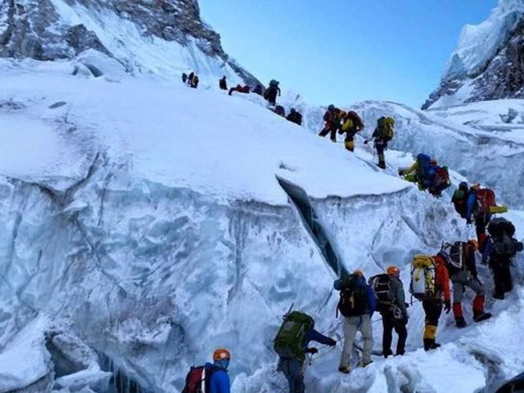 हिमाली पदयात्रामा महिलाको सहभागिता बढ्दै, ३ महिनामा १३ हजारभन्दा बढी पर्यटकको आवागमन