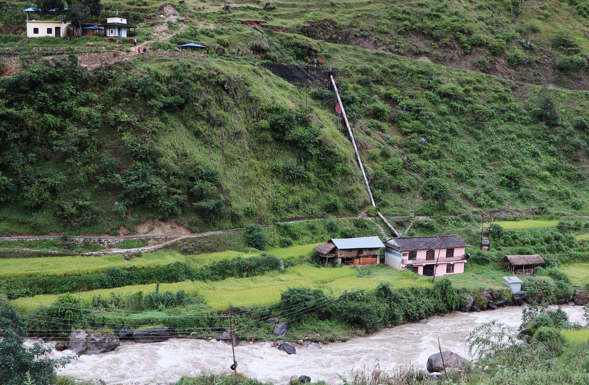 बागलुङको ग्रामीण क्षेत्र लघु जलविद्युत्का भरमा, स्थानीय अन्धकारमा बस्न बाध्य