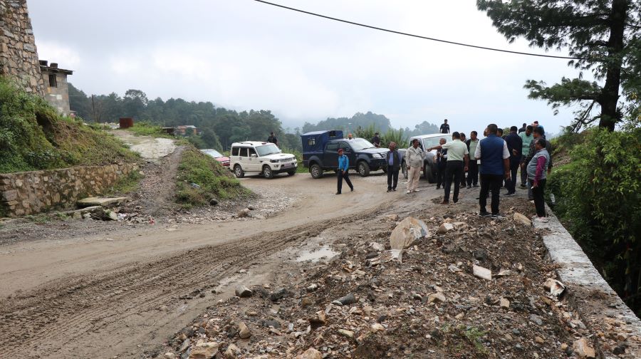 भक्तपुर-नगरकोट सडकखण्डः १० वर्षमा ९ पटक म्याद थप, के भन्छन् सरोकारवाला निकाय ?  