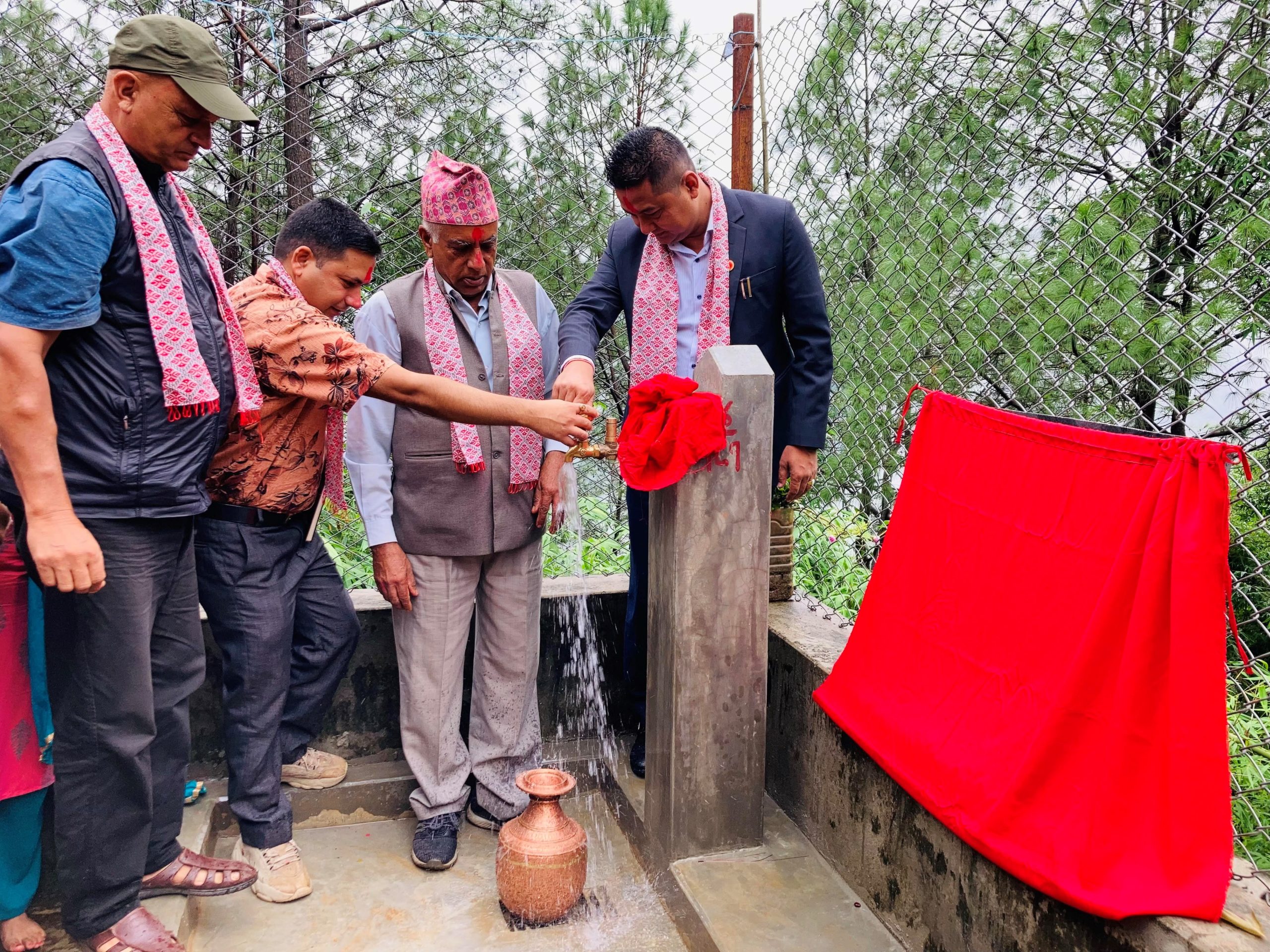 रातमाटा गाउँमा सय वर्षदेखिको खानेपानीको समस्या अन्त्य, लागत १ कराेड ९ लाख