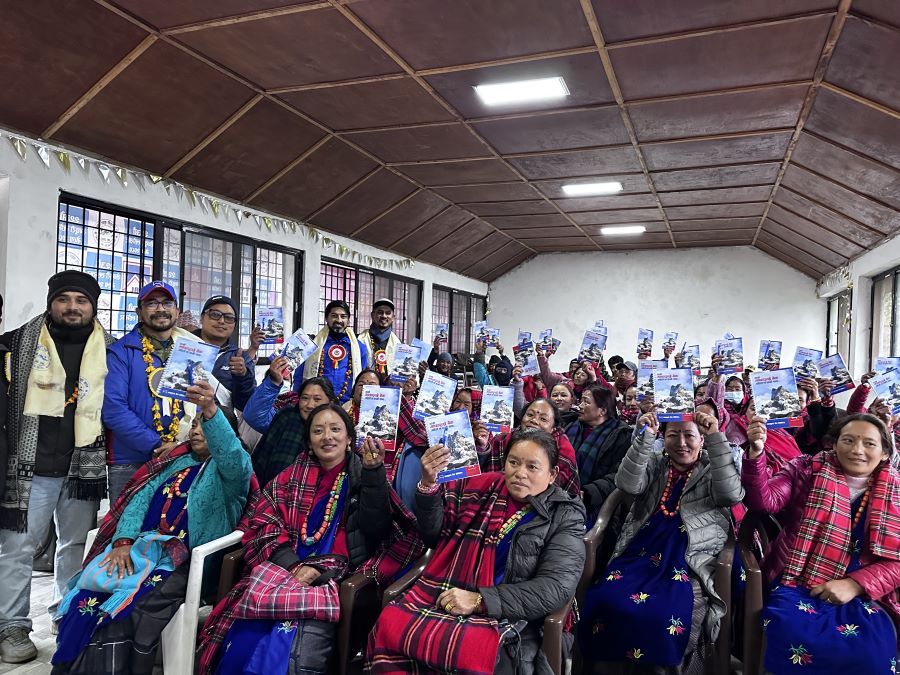 माछापुच्छ्रे बैंकद्धारा अन्नपुर्ण आधार शिविरमा वित्तीय तथा डिजिटल साक्षरता