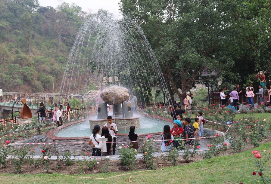 पहिचान फेरियाे धरान फुस्रेबजारको