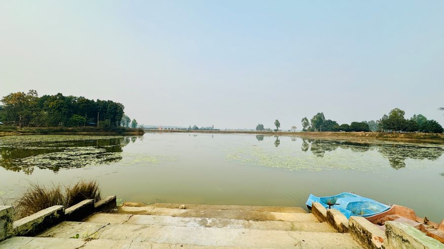 सिरहाको देवीदह संरक्षण गर्न बजेट अभावमा भौतिक संरचना जीर्ण बन्दै